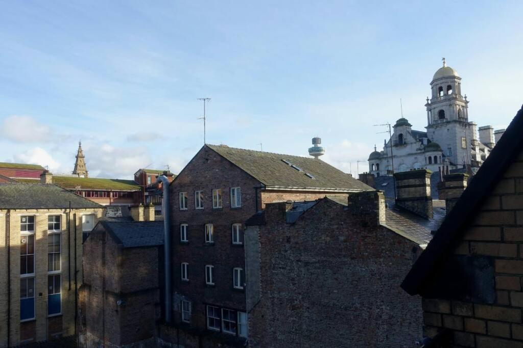 Stylish City-Centre Apartment With Balcony Liverpool Eksteriør billede
