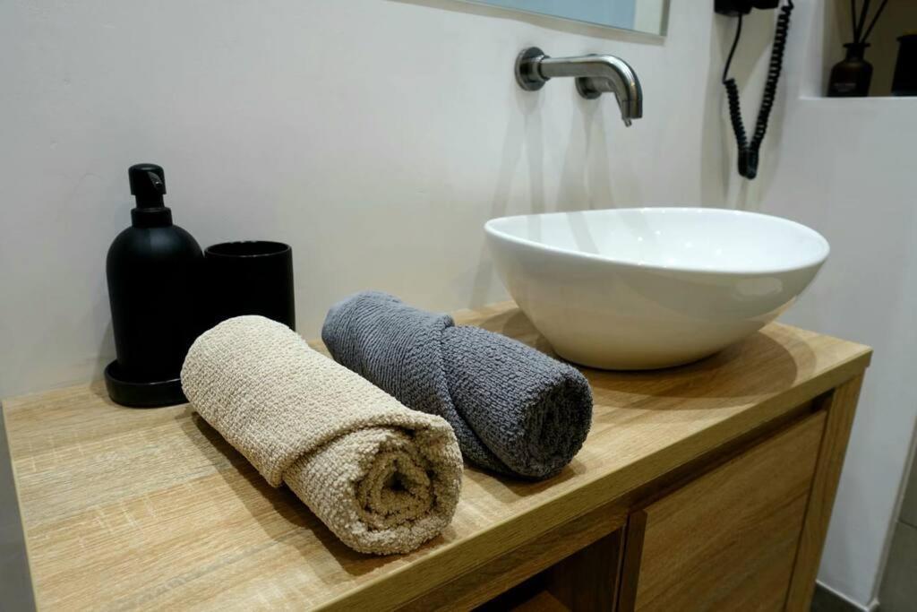 Stylish City-Centre Apartment With Balcony Liverpool Eksteriør billede