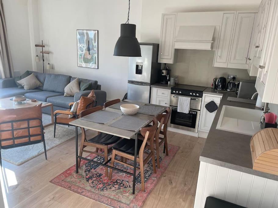 Stylish City-Centre Apartment With Balcony Liverpool Eksteriør billede